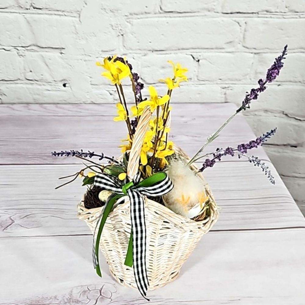 Springtime Tabletop Decor